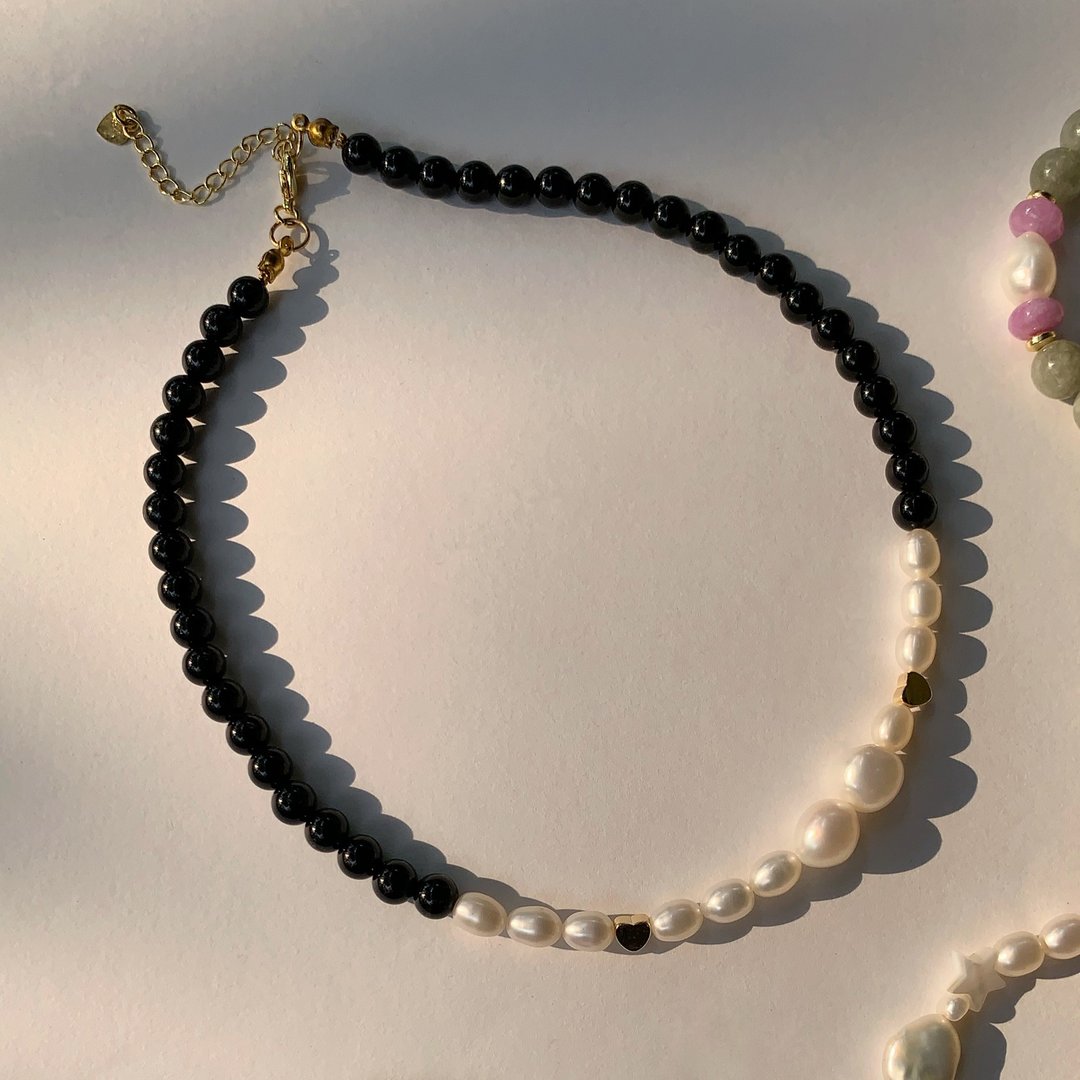 PROTECTION NECKLACE：守护您远离危险，适合对周遭事物感到不安的您。 - 项链 - 石头 