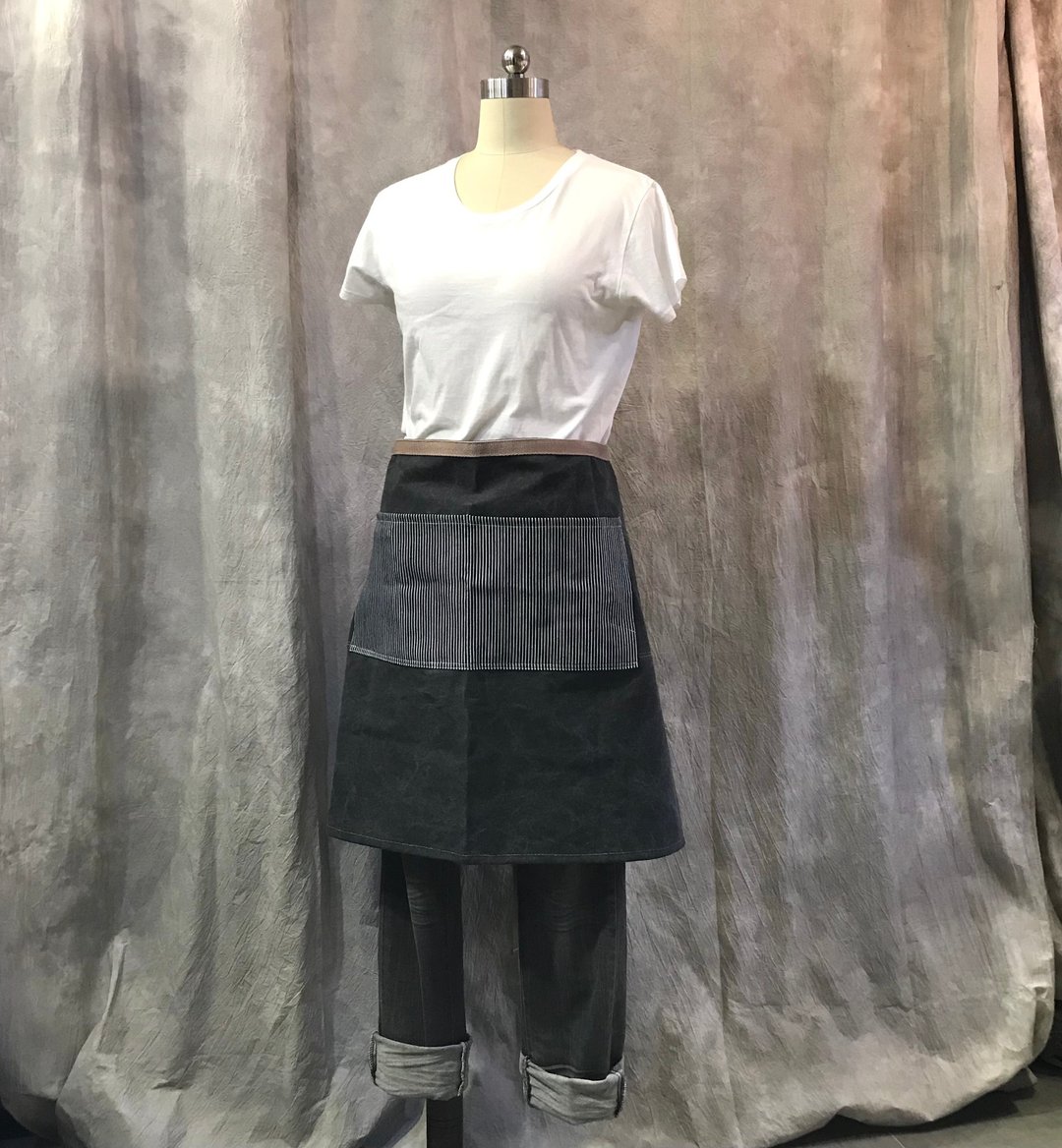 Sienna短版职人工作服半身围裙 - 围裙 - 棉 卡其色