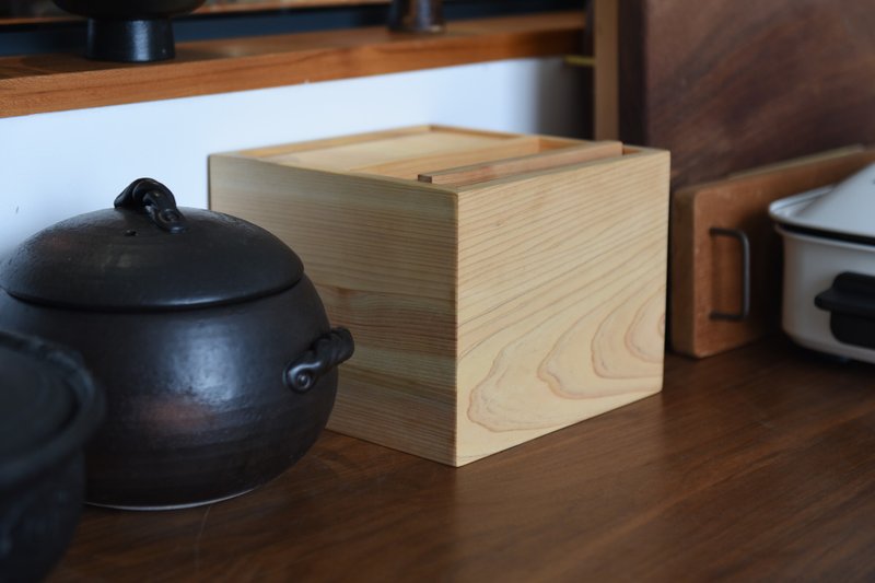 日本檜木米箱  小型廚房糧食零食收納箱  防潮防蟲儲物箱 - 收纳用品 - 木头 