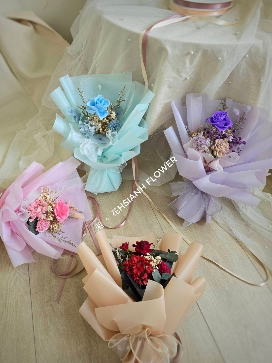 永生玫瑰中花束 情人节 闺蜜毕业花束 定制化商品 - 干燥花/捧花 - 其他材质 红色