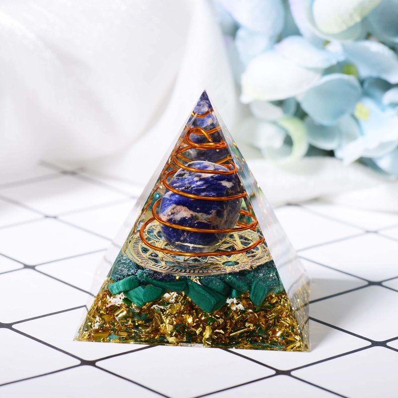 新品金字塔奥根塔Orgonite塔/脉轮/助眠/冥想/能量孔雀石蓝纹石 - 摆饰 - 树脂 