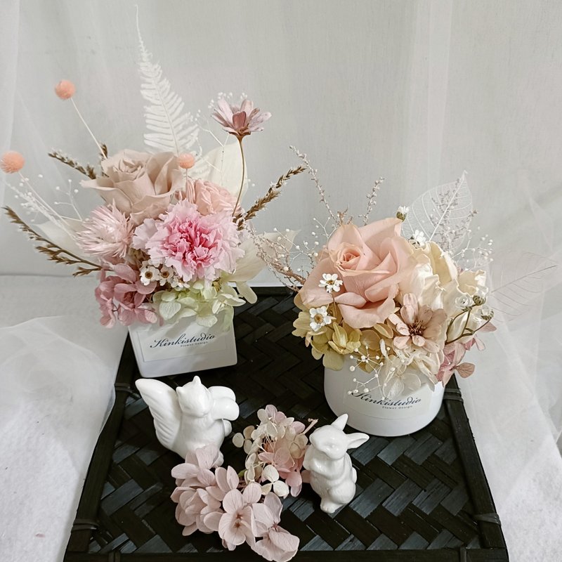 永生玫瑰康乃馨盆花 求婚告白情人节生日男/女生中秋节定制化礼物 - 干燥花/捧花 - 植物．花 