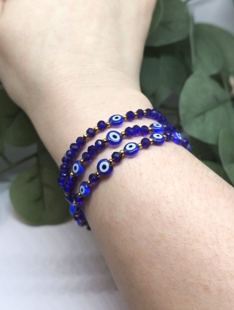 蓝色水晶与蓝眼睛手链套组 - 手链/手环 - 玻璃 蓝色