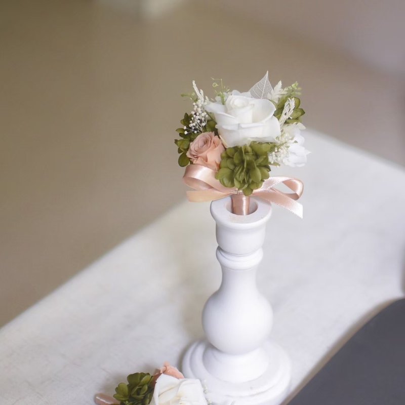 /白色系永生玫瑰胸花/新郎胸花 婚礼 捧花 定制化 招待胸花 永生 - 干燥花/捧花 - 植物．花 白色