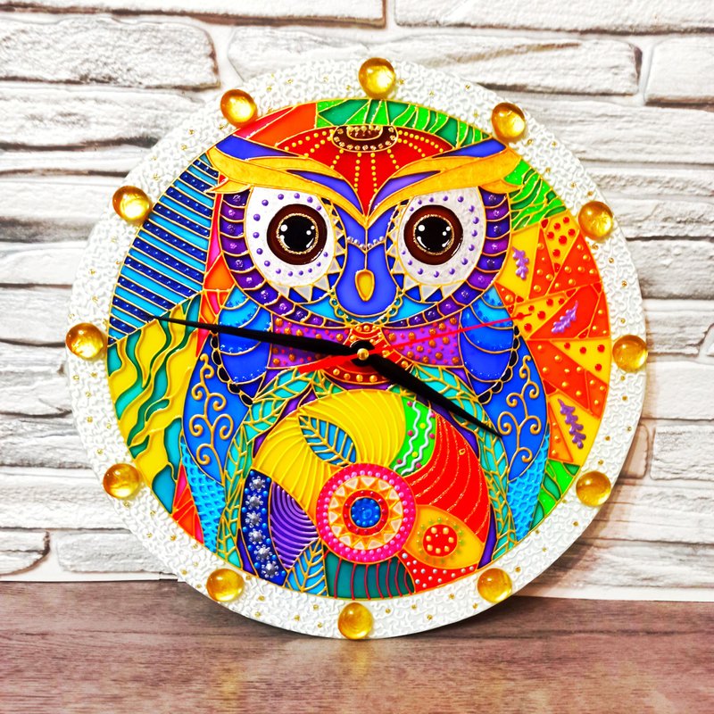 猫头鹰挂钟挂装饰彩虹彩色玻璃画猫头鹰彩色艺术 - 时钟/闹钟 - 玻璃 多色