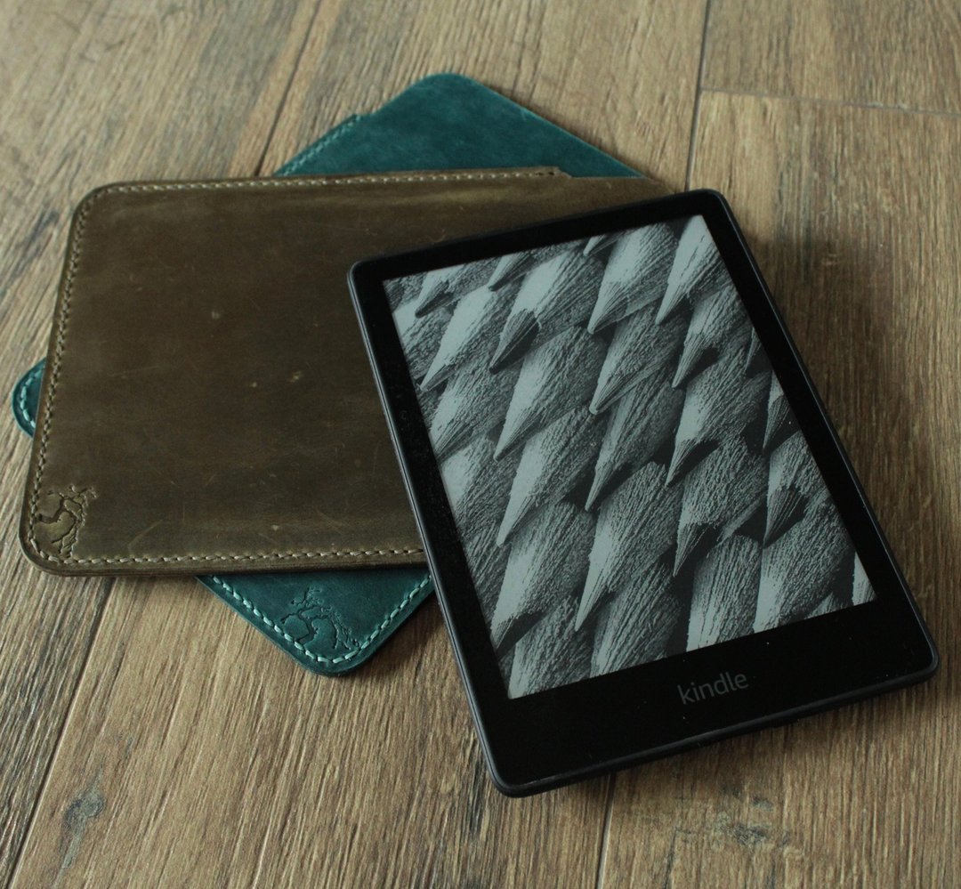 Kindle Paperwhite 皮革保护套适用于 paperwhite 第 11 代 2021 年蓝绿军绿色 - 平板/电脑保护壳 - 真皮 绿色