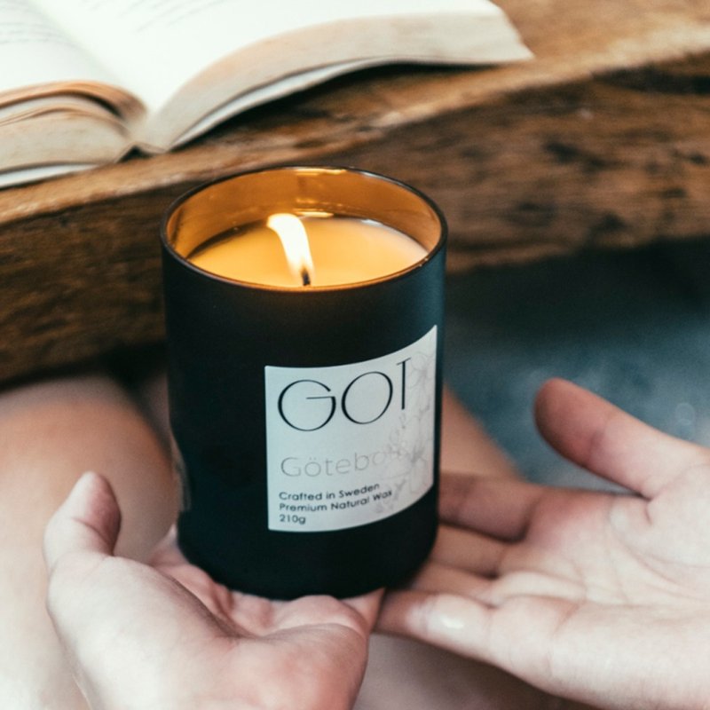 北欧天然香氛蜡烛 GOT哥德堡-温暖花香调 210g - 蜡烛/烛台 - 蜡 黑色