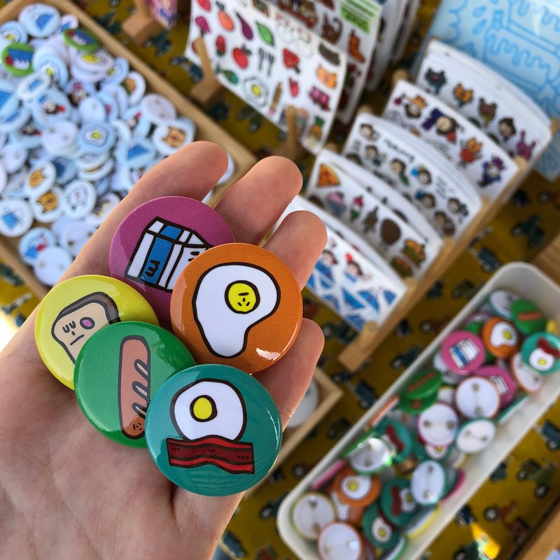 早餐趴 / 徽章 - 徽章/别针 - 塑料 