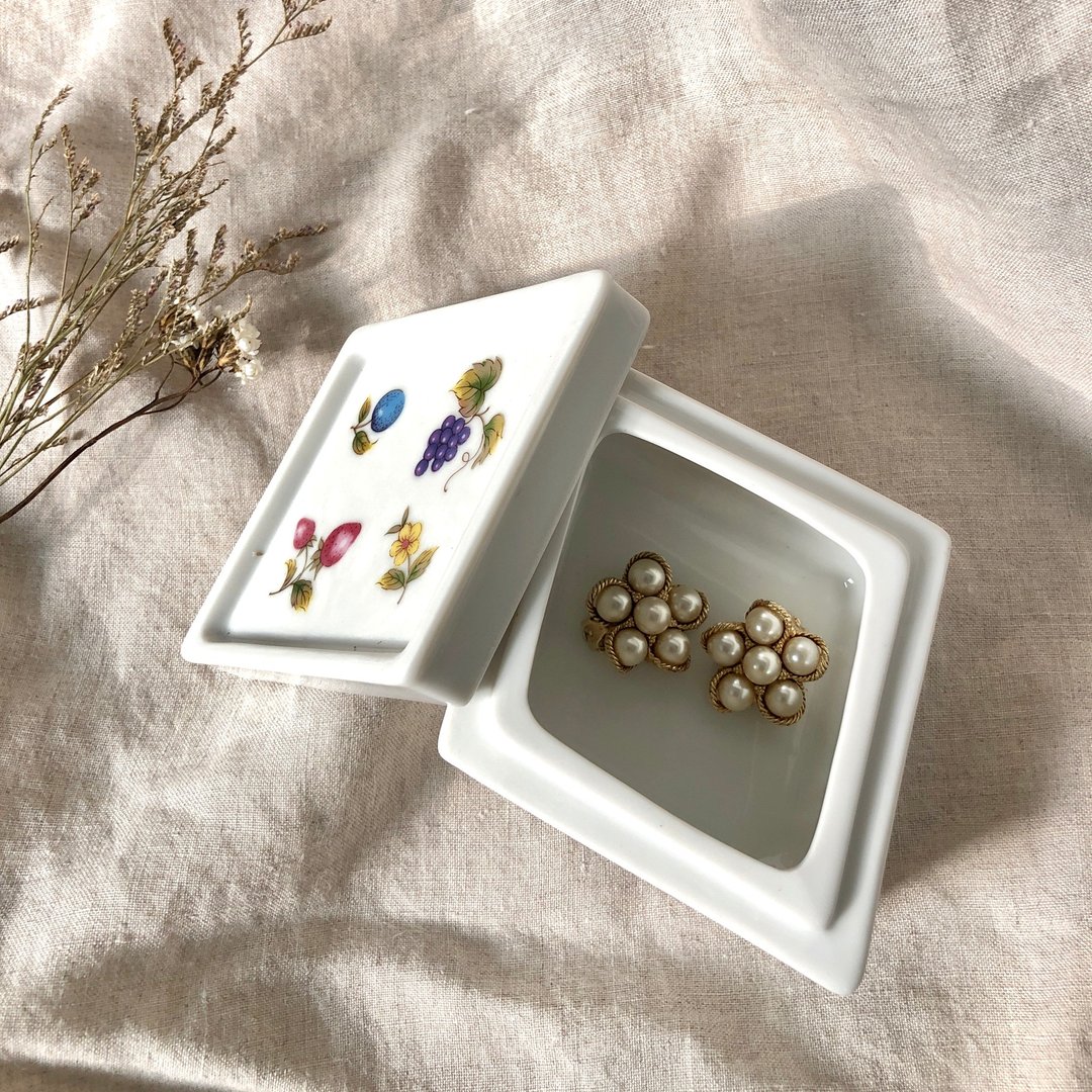 早期日本陶瓷 ceramic水果图腾 珠宝盒/收纳盒 - 收纳用品 - 瓷 