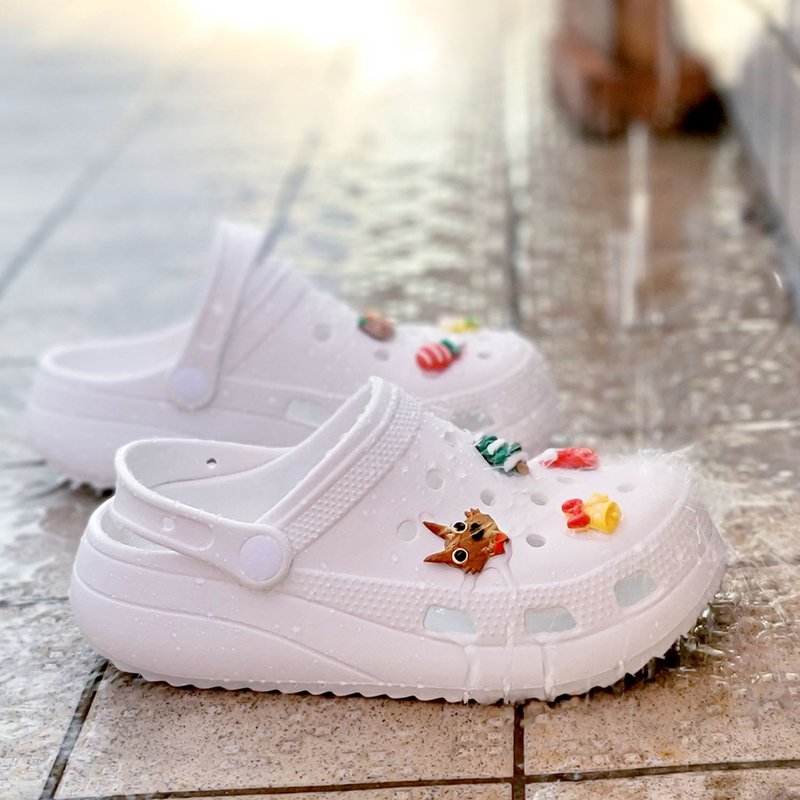 3色 轻盈防水洞洞拖鞋/布希鞋 - 白 粉 黑 小红帽大野狼 - 拖鞋 - 防水材质 白色