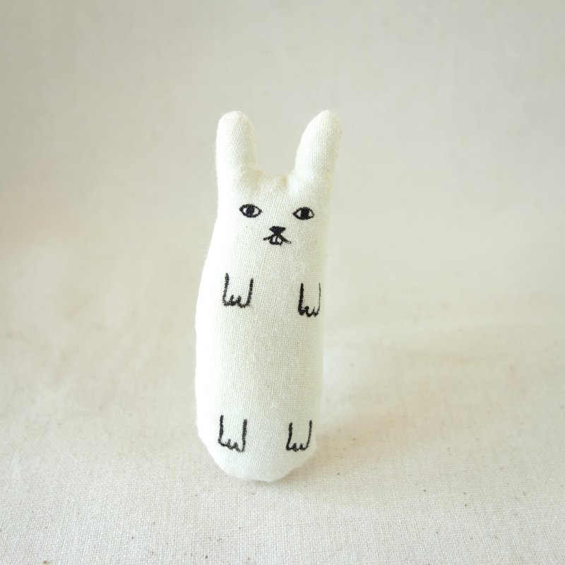 Rabbit brooch - 胸针 - 其他材质 白色