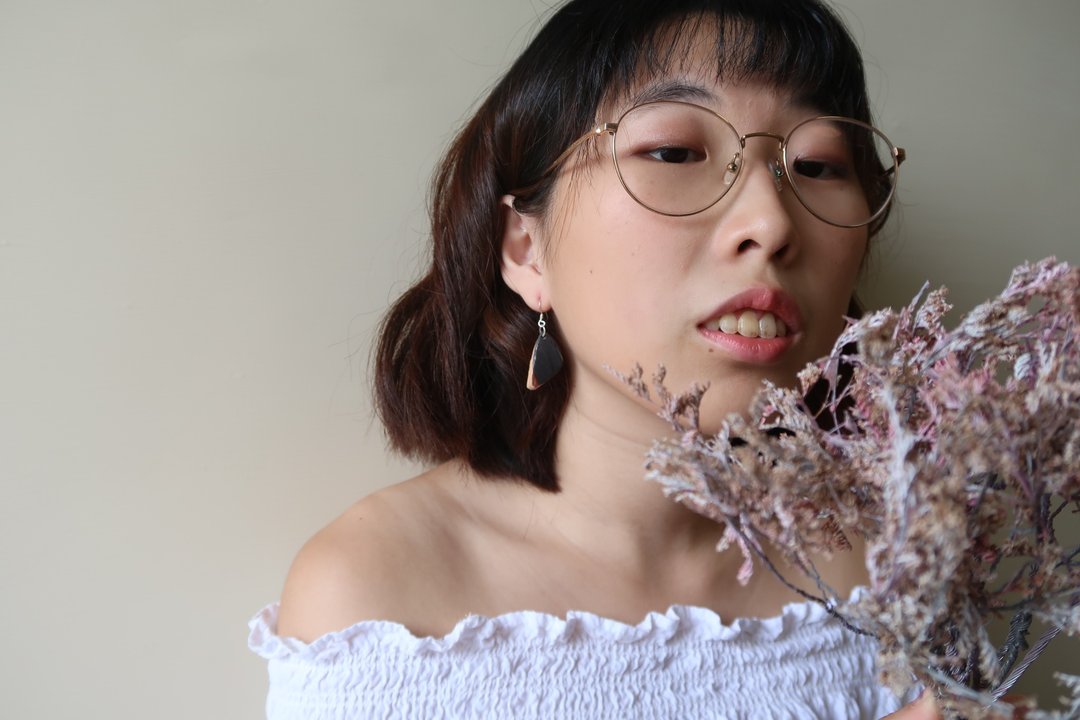 【秋冬新时尚】手工陶片耳针、耳夹  |  千层派・Mille-Feuille - 耳环/耳夹 - 陶 红色