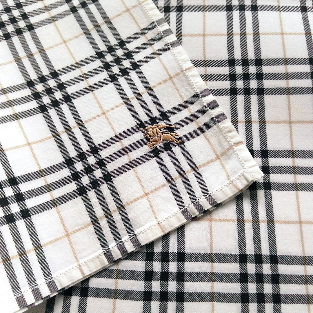 Burberry 古董手帕 燕麦白 Nova Check 格纹 18.5 x 18 英寸 - 手帕/方巾 - 棉 卡其色
