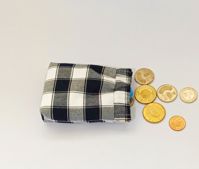 金门限定花帔布料捏捏包/零钱包/印章包 - 零钱包 - 棉．麻 