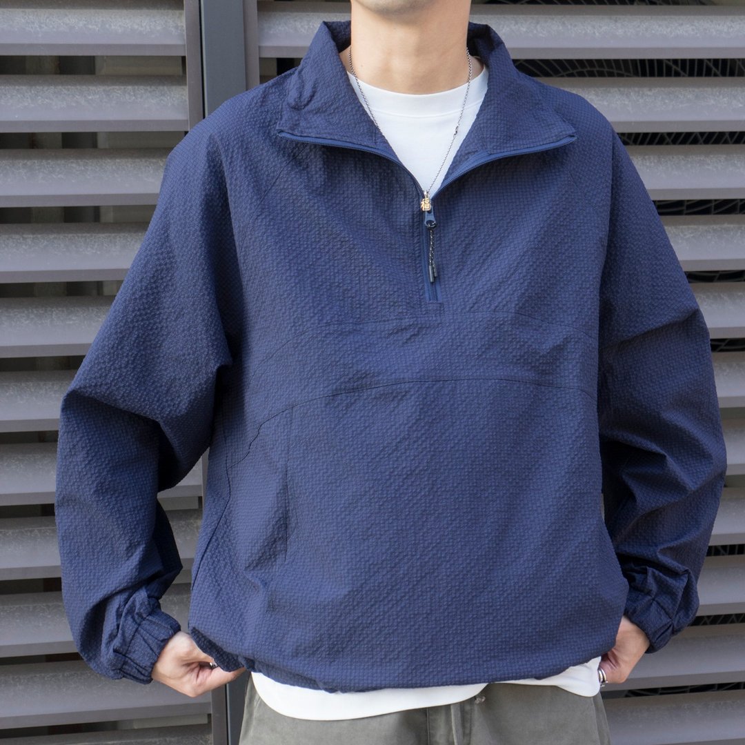 OUTER 日本輕薄質感泡泡紗面料外套 戶外格子半拉鏈翻領風衣 - 男装外套 - 棉 蓝色