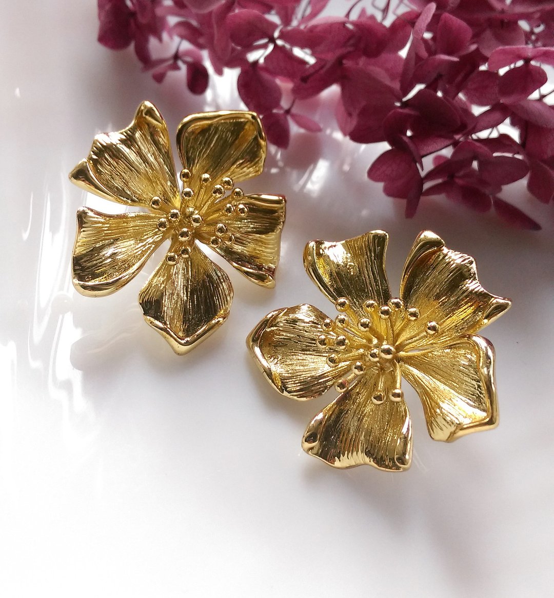 Vintage Jewelry 西洋古董饰品 BAUBLEBAR 立体花卉 针式耳环 - 耳环/耳夹 - 其他金属 金色