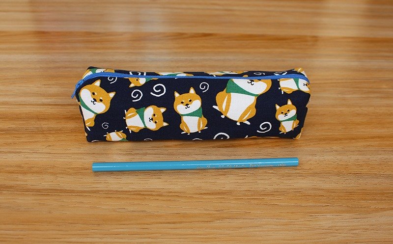 柴犬-蓝底款笔袋/铅笔盒 收纳袋 - 铅笔盒/笔袋 - 棉．麻 