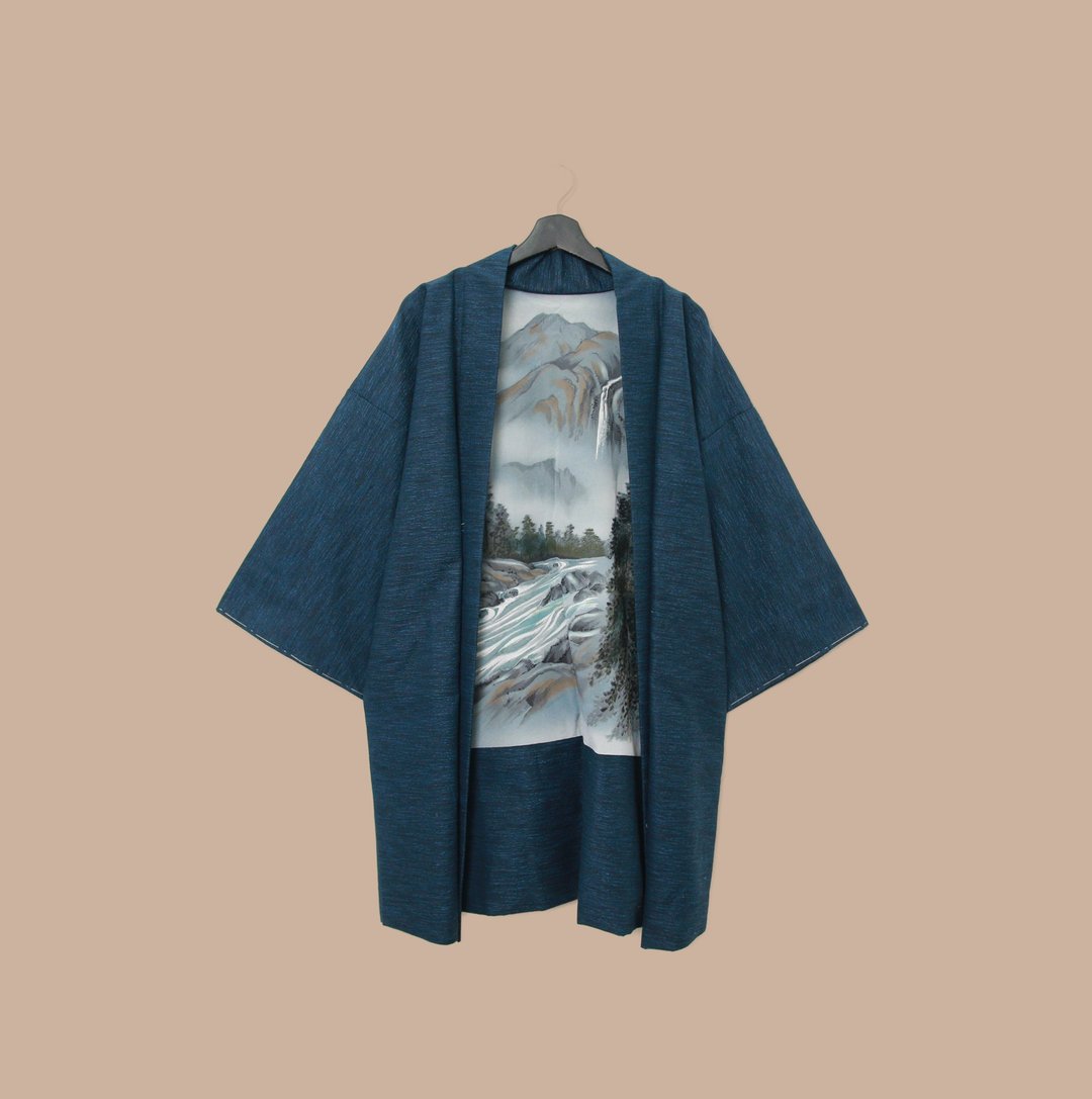 Back to Green-日本带回羽织 水墨河川M-17/vintage kimono - 女装休闲/机能外套 - 丝．绢 