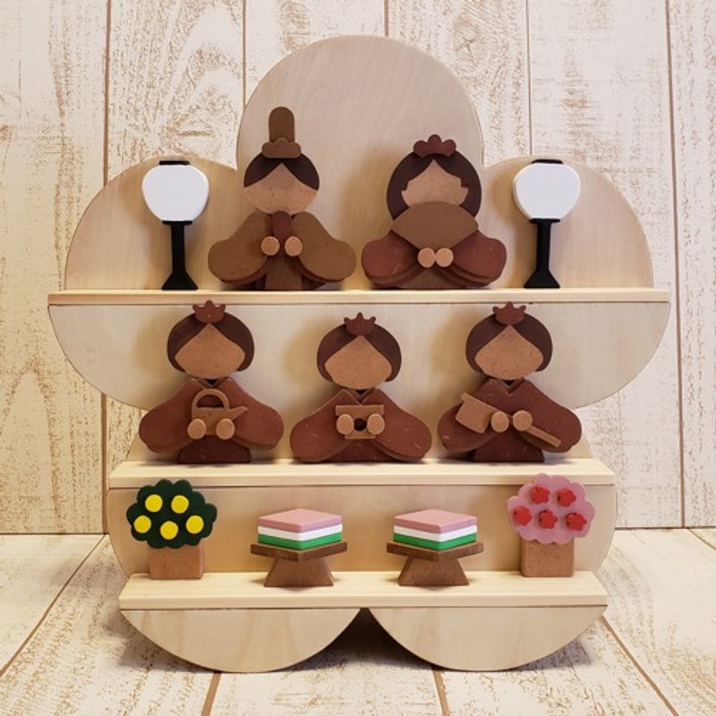 桃之花型木制三段雏人形 五人组 桃花节摆饰 客制化 - 摆饰 - 木头 咖啡色