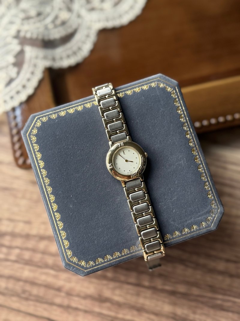 中古正品Yves Saint Laurent 石英钢表 古董表 - 女表 - 其他金属 银色