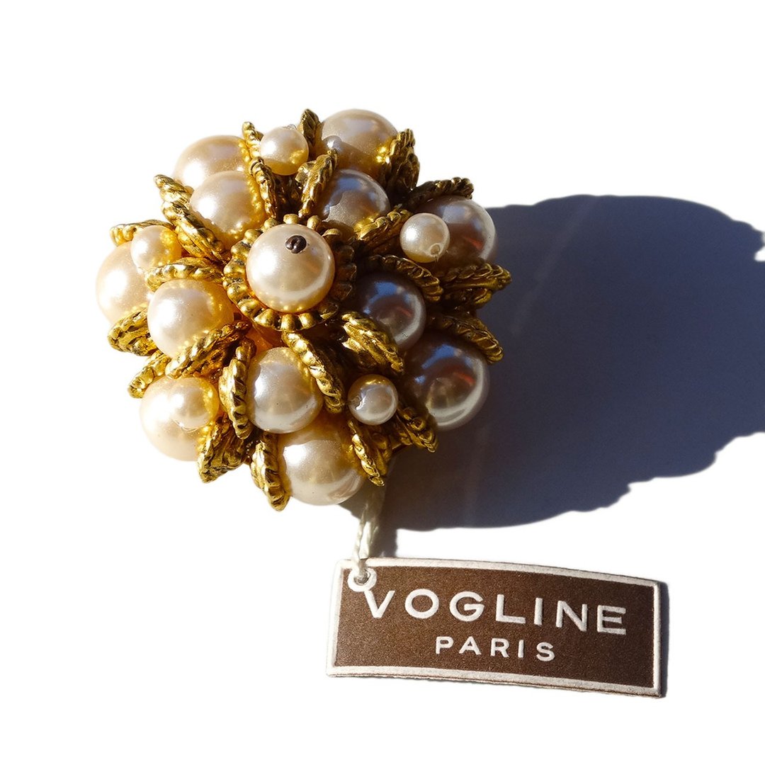 80 年代 PARIS VOGLINE 复古假珍珠花朵设计胸针 - 胸针 - 其他材质 金色