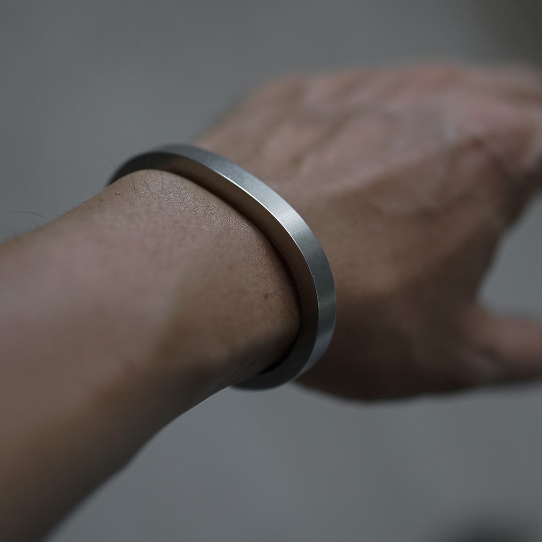 RIGHT ANGLE CUFF BRACELET 316钢制手环_钢色 - 手链/手环 - 不锈钢 银色