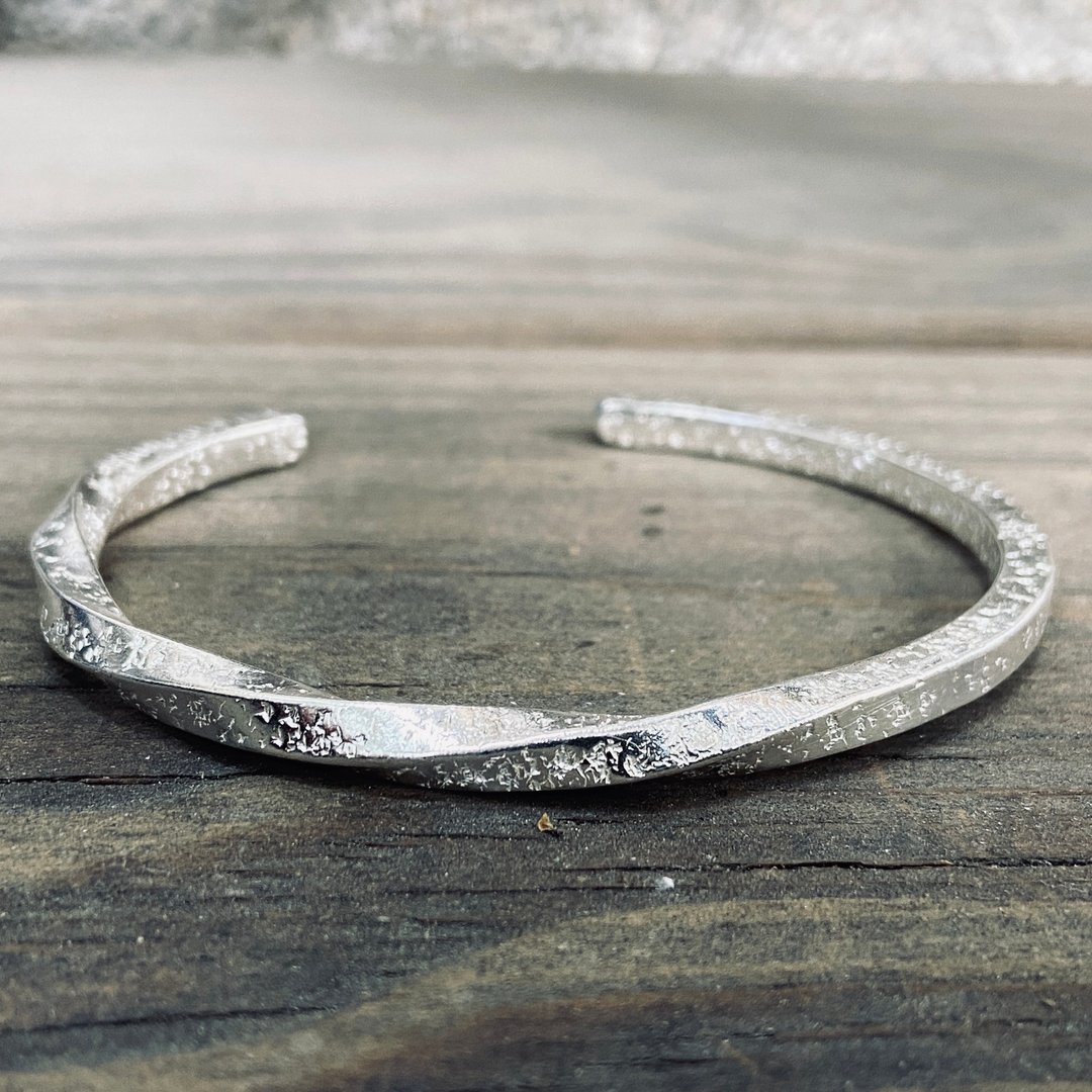 定制款 4.5mmx4.5mm 纯银手环 不规则 纽转 厚实款 可定制名字 - 手链/手环 - 纯银 银色