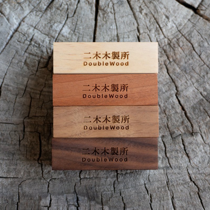 原木名片座【6cm】・松木 胡桃木 樱桃木 - 名片架/名片座 - 木头 咖啡色