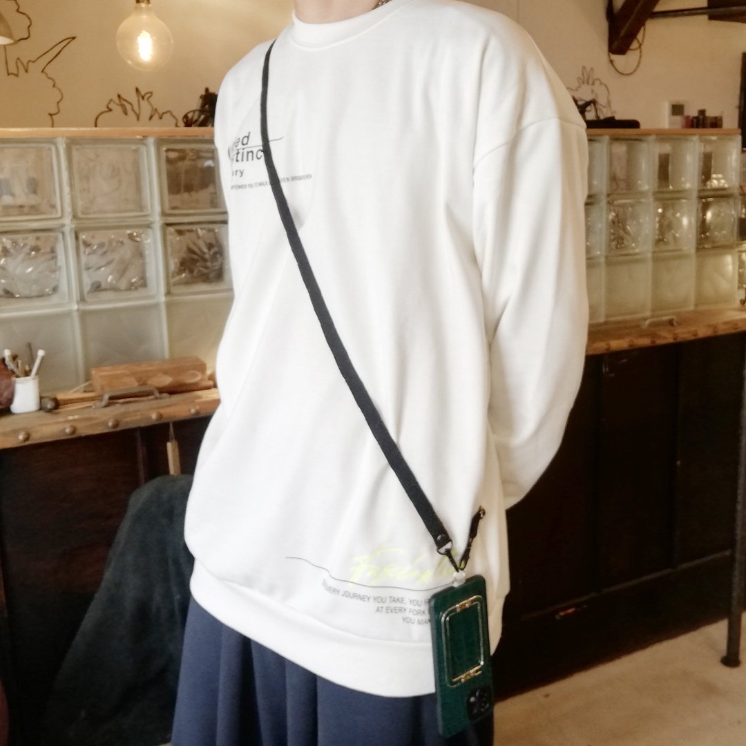 Recommended for men. Fashionable design Black color shoulder strap (B) for everyday use Wide smartphone strap with adjustable length - 手机壳/手机套 - 丝．绢 黑色