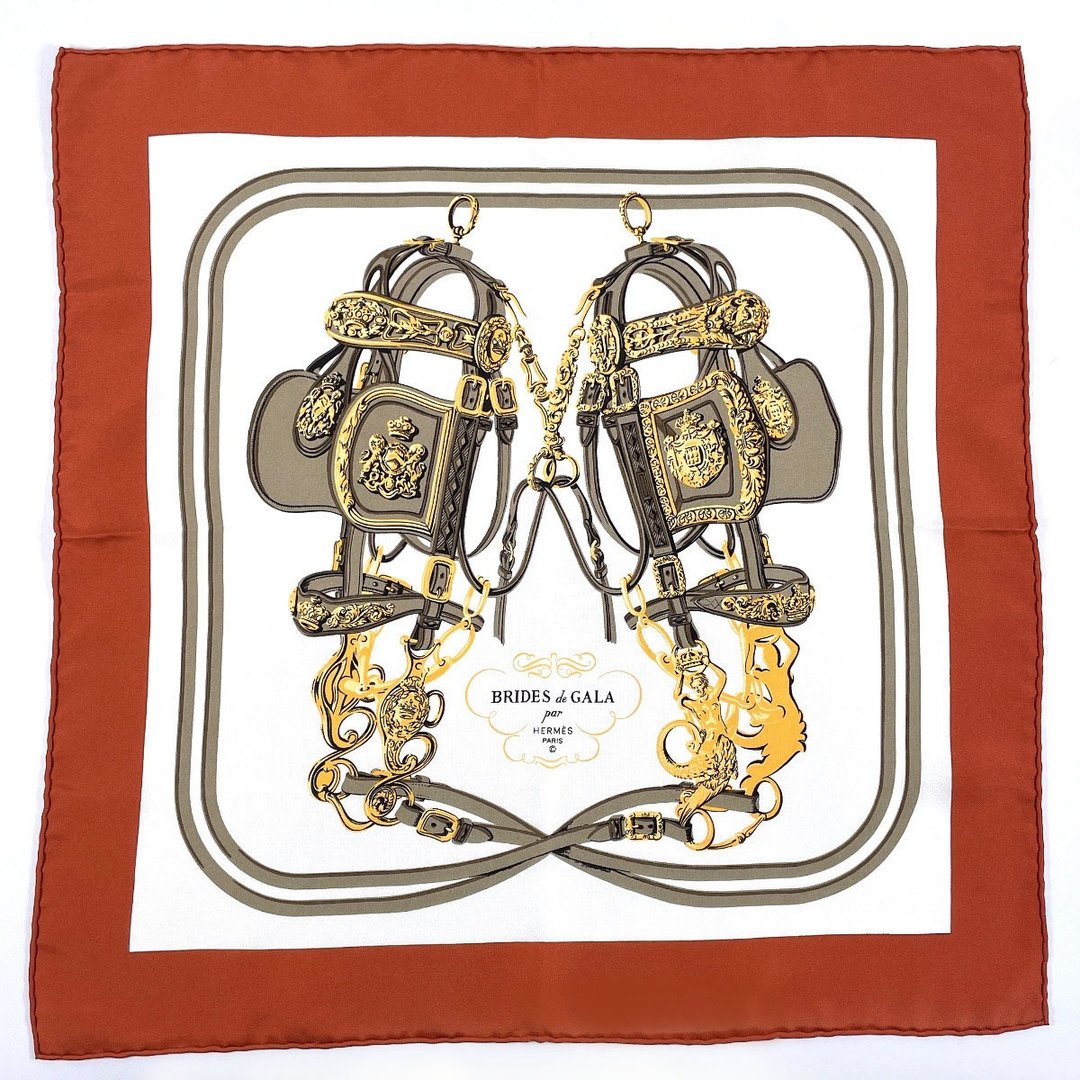 【日本直送 二手美品】爱马仕 HERMES Carre 45 小方巾 丝巾 正方形 BRIDES de GARA 赛马图腾 100% 丝绸 - 丝巾 - 丝．绢 咖啡色