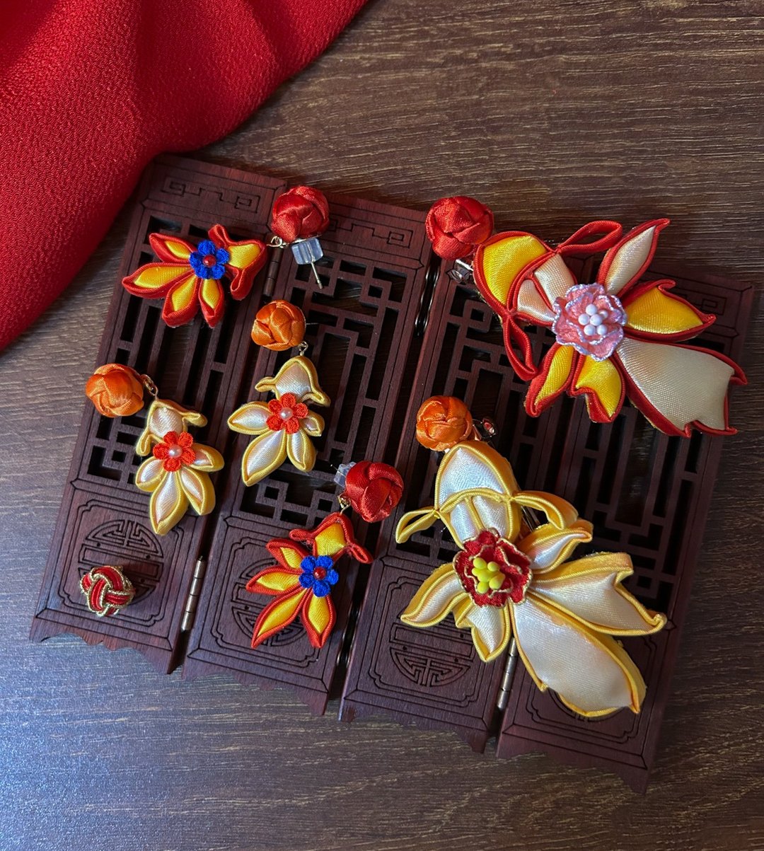 (细工布花 x 中国风) 花纽/盘扣 小金鱼 耳环/耳夹 - 耳环/耳夹 - 其他人造纤维 多色