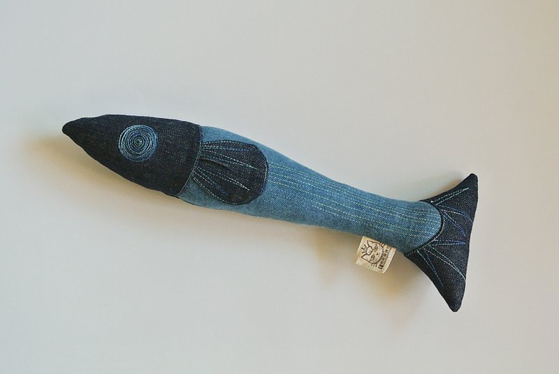 新牛仔秋刀鱼2.0进阶版猫草包 - 玩具 - 棉．麻 蓝色