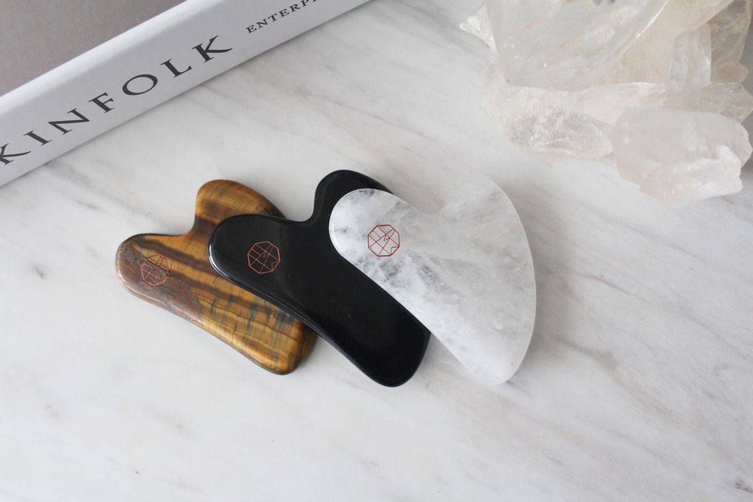 精选天然石刮痧板 Gua Sha Face Tool - 脸部按摩/清洁工具 - 水晶 多色