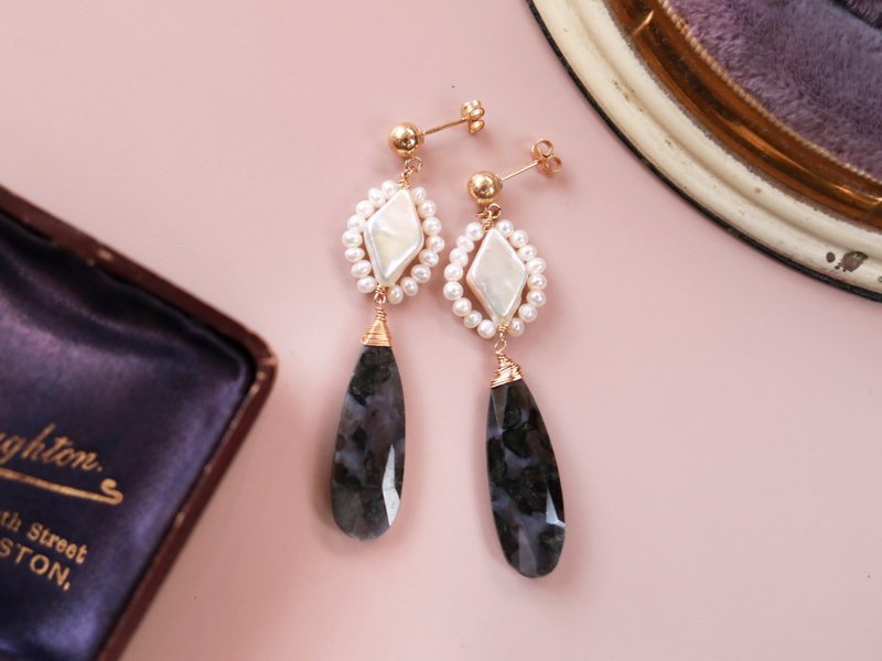 Earrings & Clip-On roccio Pearl - 耳环/耳夹 - 珍珠 白色