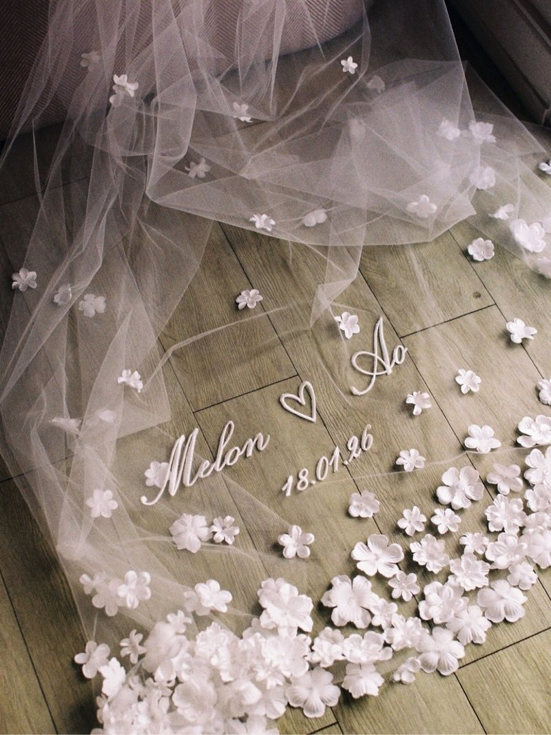 飘浮花瓣教堂头纱 - 发饰 - 聚酯纤维 白色