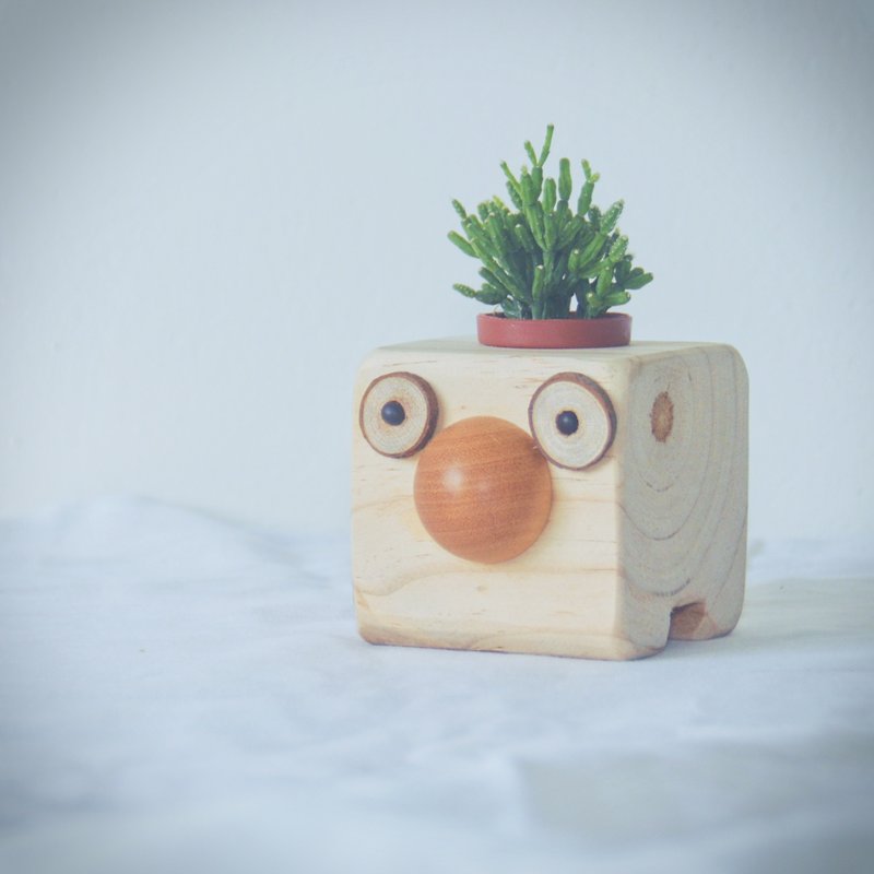 原创木作【大头先生】植栽摆件 小小兵/大鼻子 赠空凤或多肉植物 - 植栽/盆栽 - 木头 