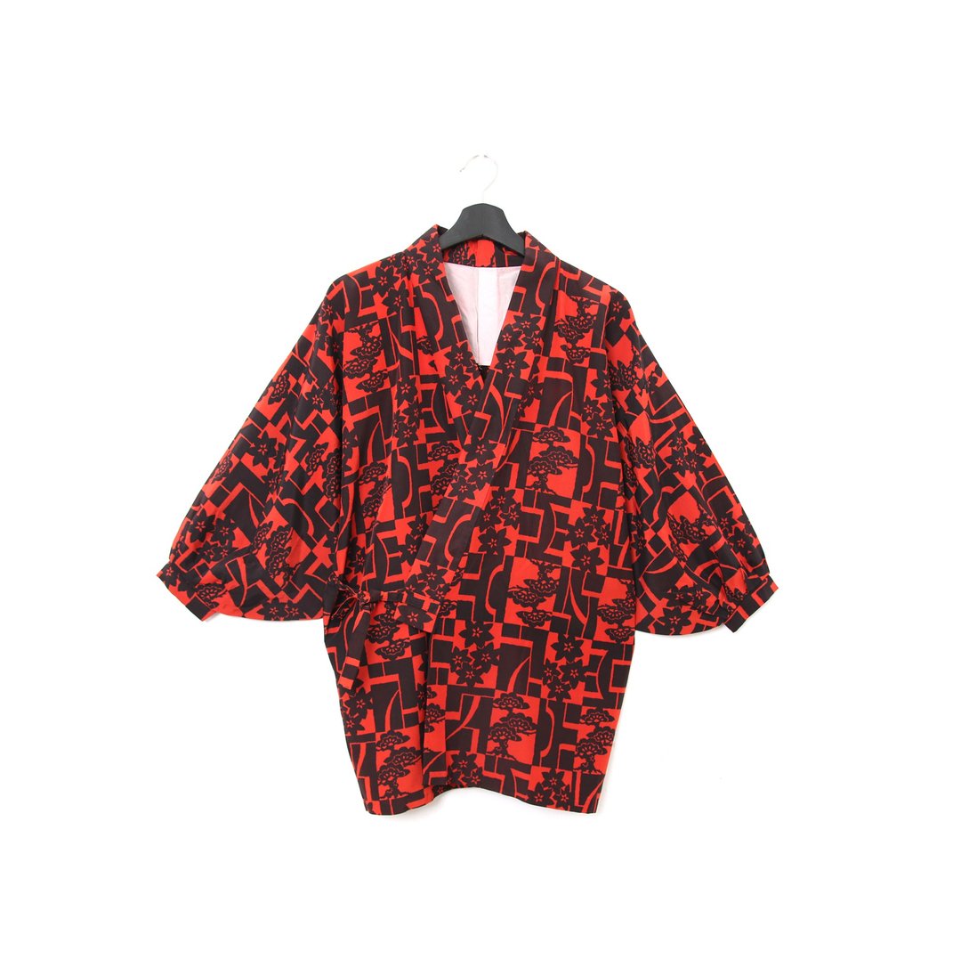Back to Green-日本带回羽织作务衣红黑交织kb-41/vintage kimono - 女装休闲/机能外套 - 丝．绢 