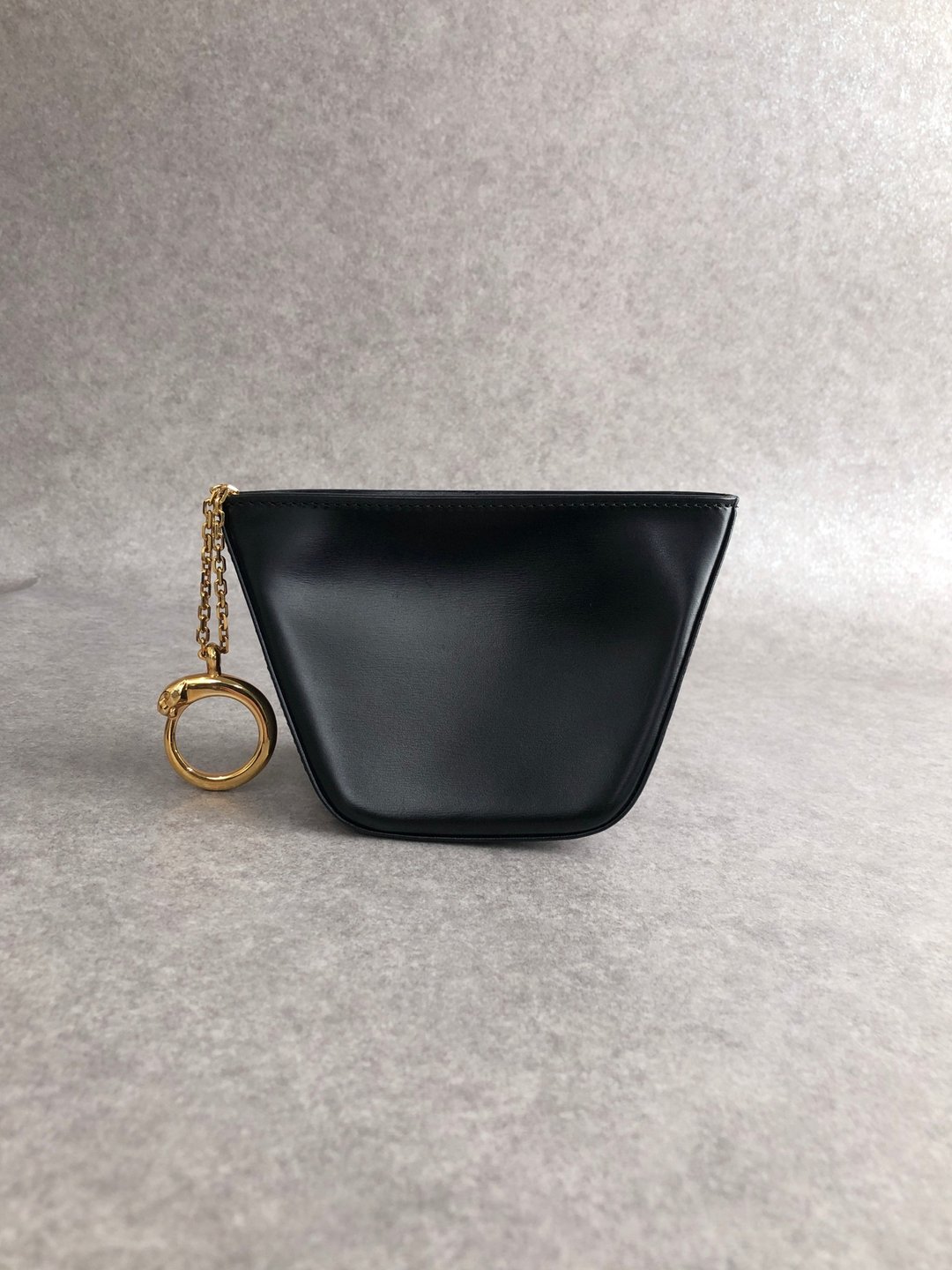 【日本直送 名牌中古包】Cartier (卡地亚) 经典黑豹造型零钱包，精致皮革，经典复古风 ver74j - 零钱包 - 防水材质 黑色