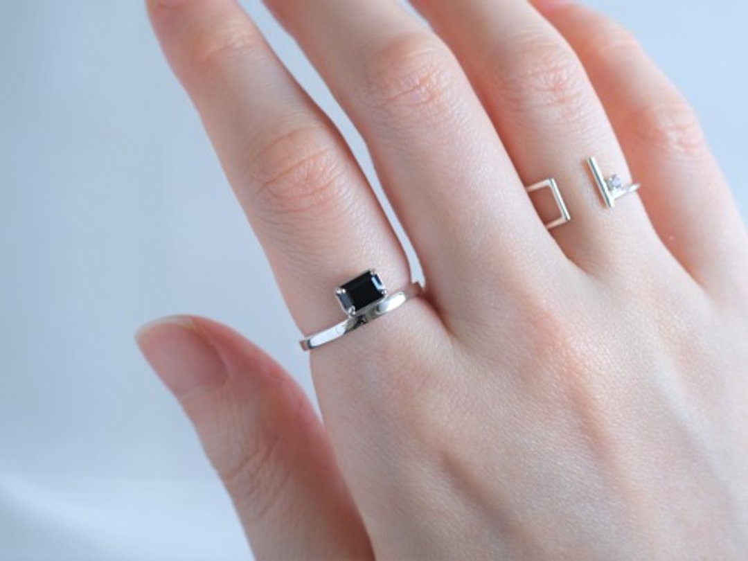 Rectangle ring 黑碧玺 天然石银戒指 silver925 - 戒指 - 其他金属 黑色