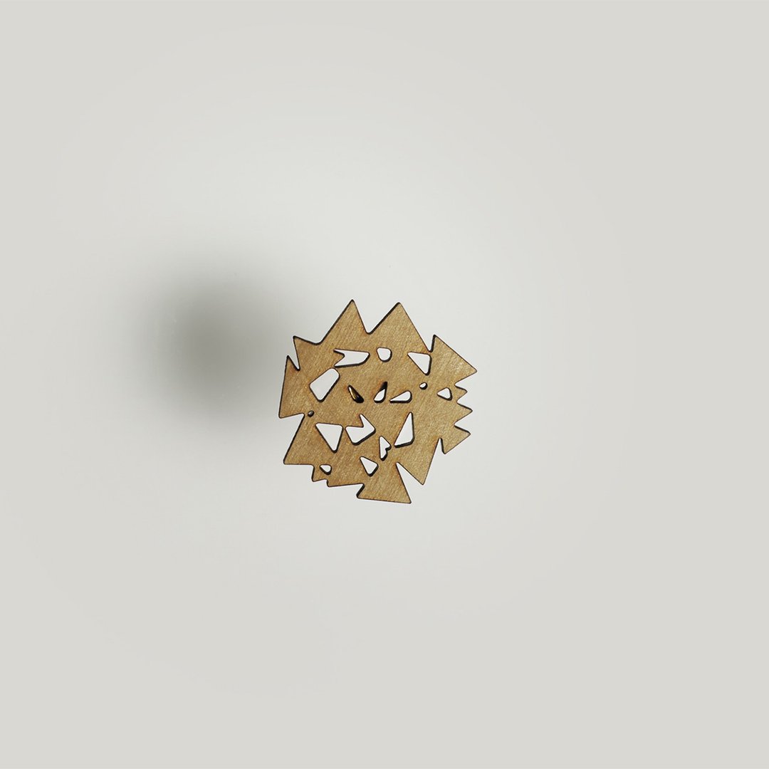 brooch sankaku M / brooch brooch M size - 胸针 - 木头 