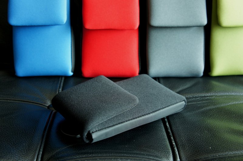 la essence台湾精品 LE-918 iPhone SE 5-5.5 寸手机包 潜水衣布 - 手机壳/手机套 - 防水材质 