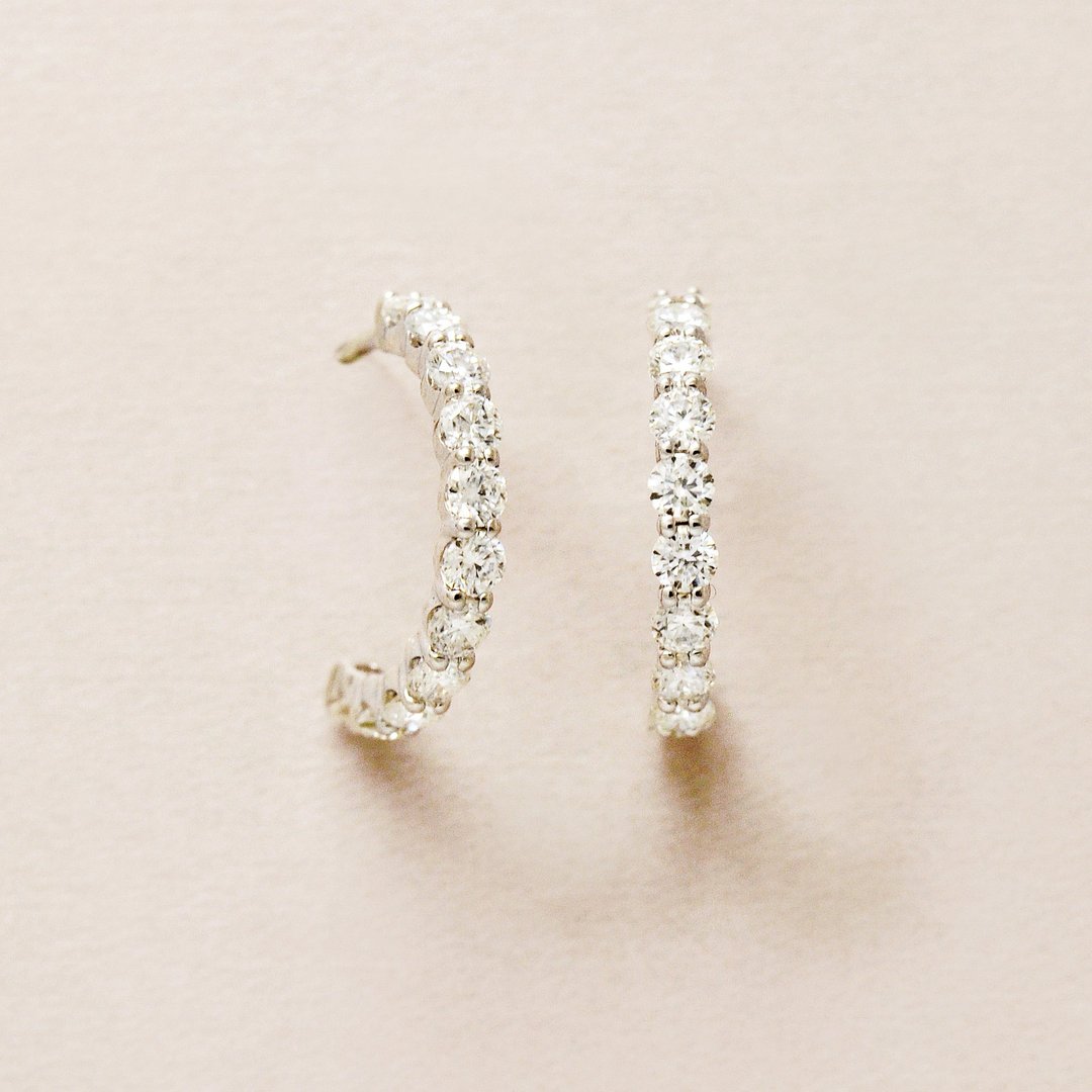 14K/10K 莫桑石密钉镶法新月形耳环 (白金) - 耳环/耳夹 - 贵金属 