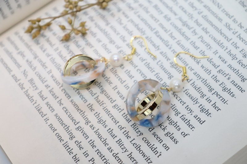 Unique Resin Beads & Pearl Dangle 925 Silver Earrings - 耳环/耳夹 - 珍珠 