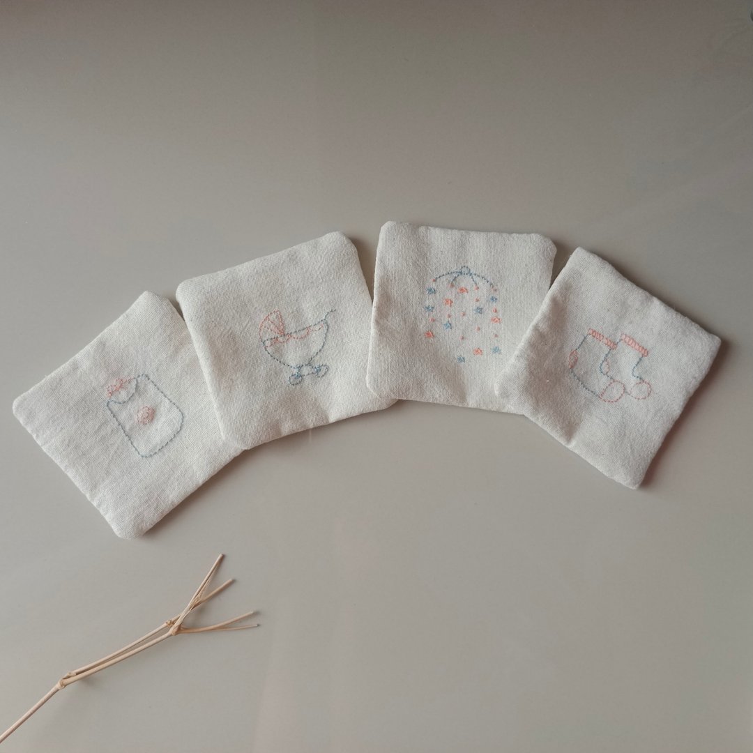 Baby coaster set handicraft natural 100% cotton fabric 4PCS - 杯垫 - 棉 白色