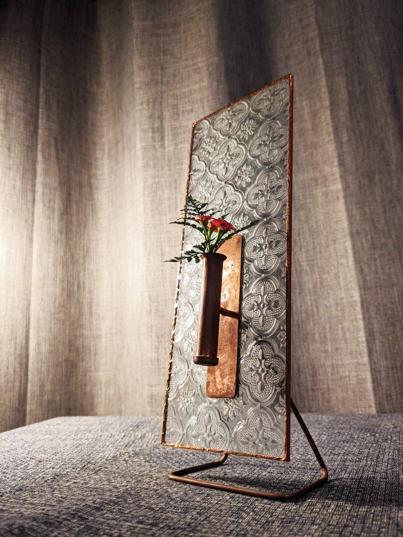 【居家小物】王老太太有扇窗 / 海棠花玻璃花器 - 花瓶/陶器 - 玻璃 透明