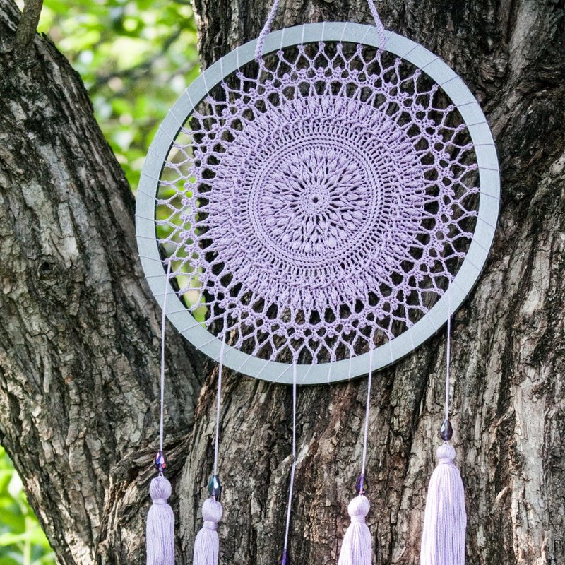 Purple dreamcatcher Wall decor Lavender wall hanging with crystals 手工編織 捕夢網 - 墙贴/壁贴 - 棉．麻 紫色