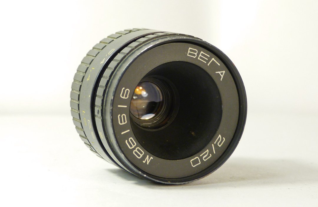 Vega-7 2/20 USSR cine lens for camera Alpha C-mount - 相机 - 其他材质 黑色