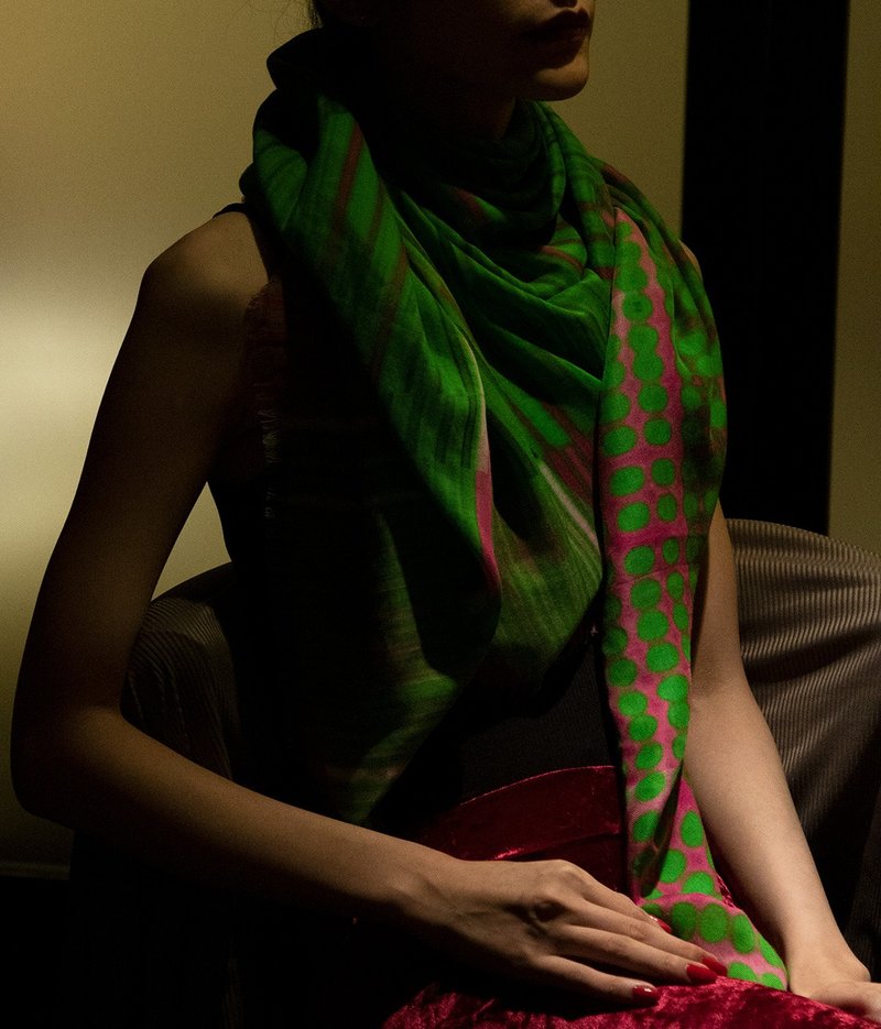 【展现浪漫品味的法式礼盒】法式披肩围巾 - 魅力升级 - 气质翻倍 - 围巾/披肩 - 羊毛 绿色