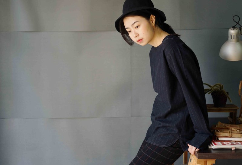 寻宝古着-深蓝毛呢船型领中性上衣 - 女装上衣 - 羊毛 蓝色