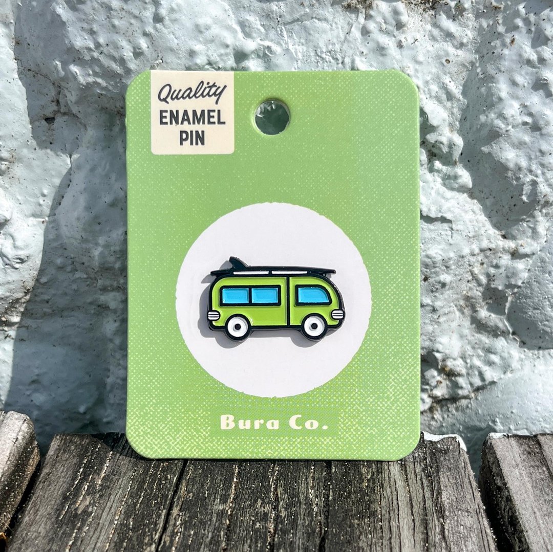 复古冲浪露营车珐琅徽章 Surf Van BURA Enamel Pin - 胸针 - 珐琅 绿色